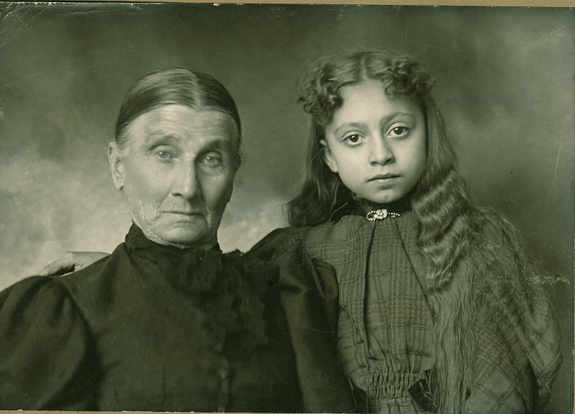 Magdalena Alter and her granddaughter Marguerite Longenbaker circa 1908